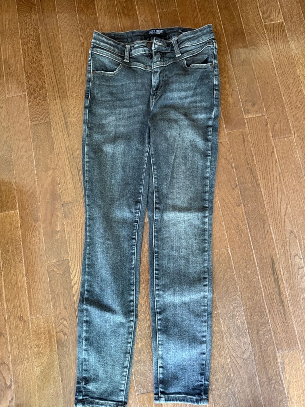 Women's Grey Skinny Jeans